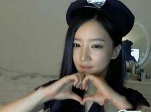 女主播夏娃叫床声,直播间里的激情呼唤